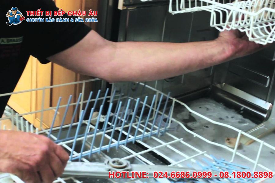 Quy trình sửa chữa máy rửa bát AEG chuyên nghiệp hiện nay
