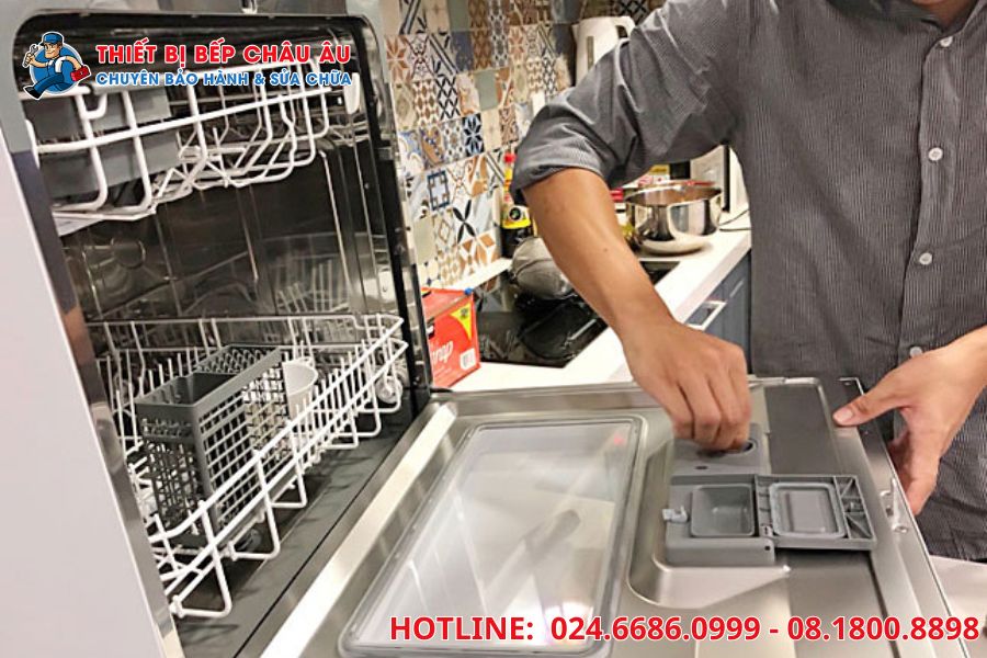 Máy rửa bát Electrolux báo mã lỗi hệ thống 