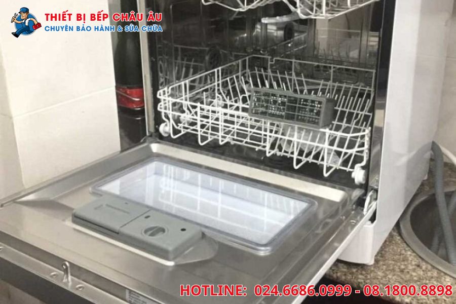Máy rửa bát Electrolux báo mã lỗi hệ thống 