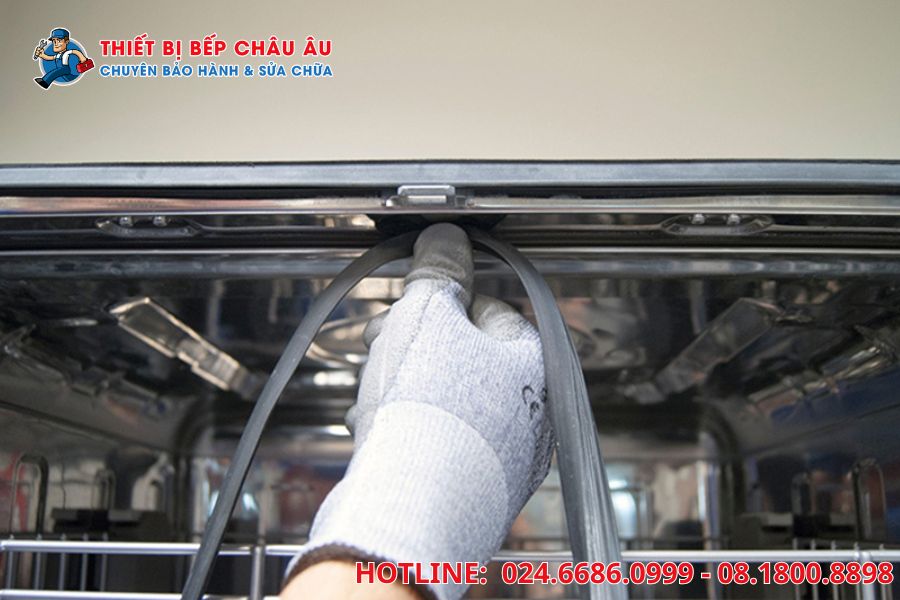 Quy trình sửa chữa máy rửa bát Lorca tại Thiết Bị Bếp Châu Âu
